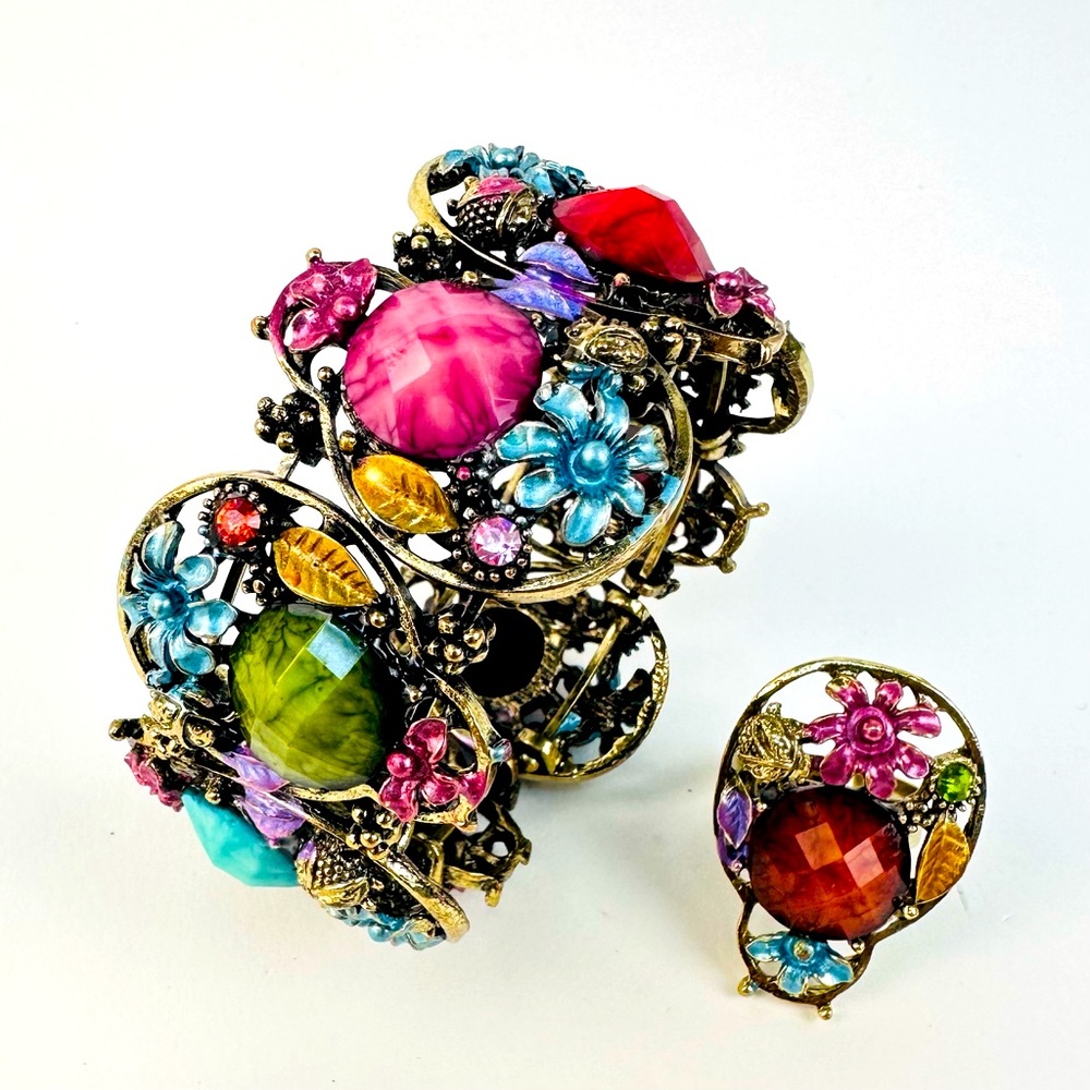 Bronze Floral Bracelet with Crystals and stones + Matching Ring Flexible Size